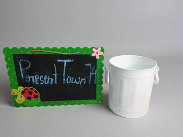 Wall Hanging Pen Stand