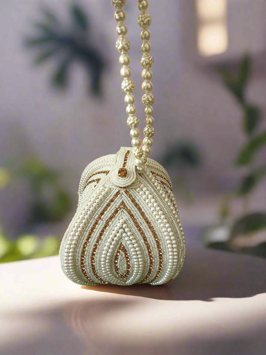 Premium Pearl Potli