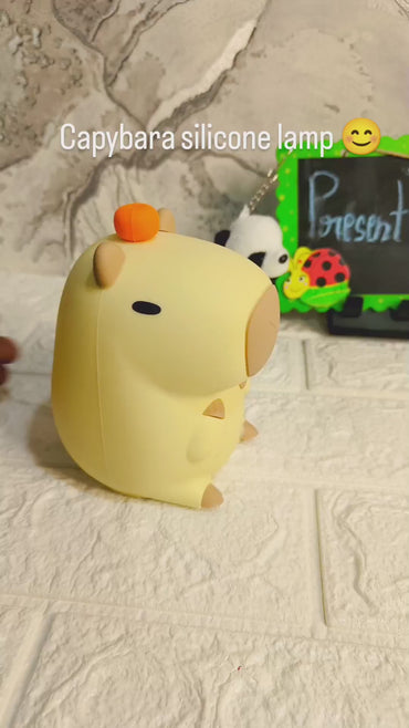 Capybara Silicone Night Lamp