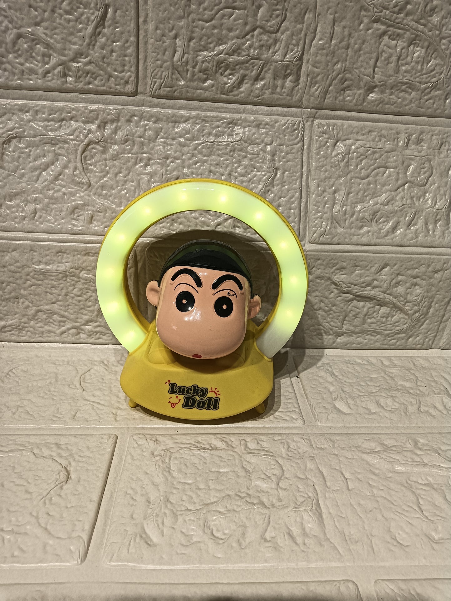 ShinChan Lamp