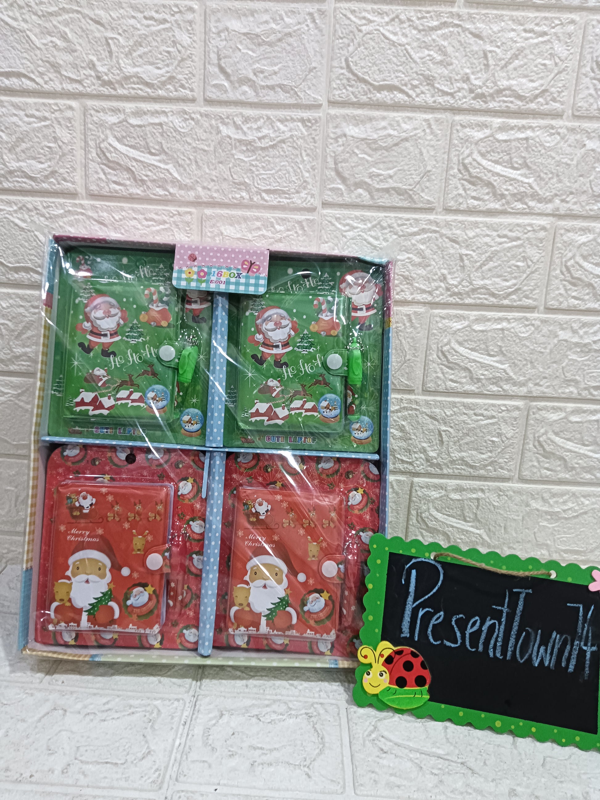 Christmas Diary With Mini Pen