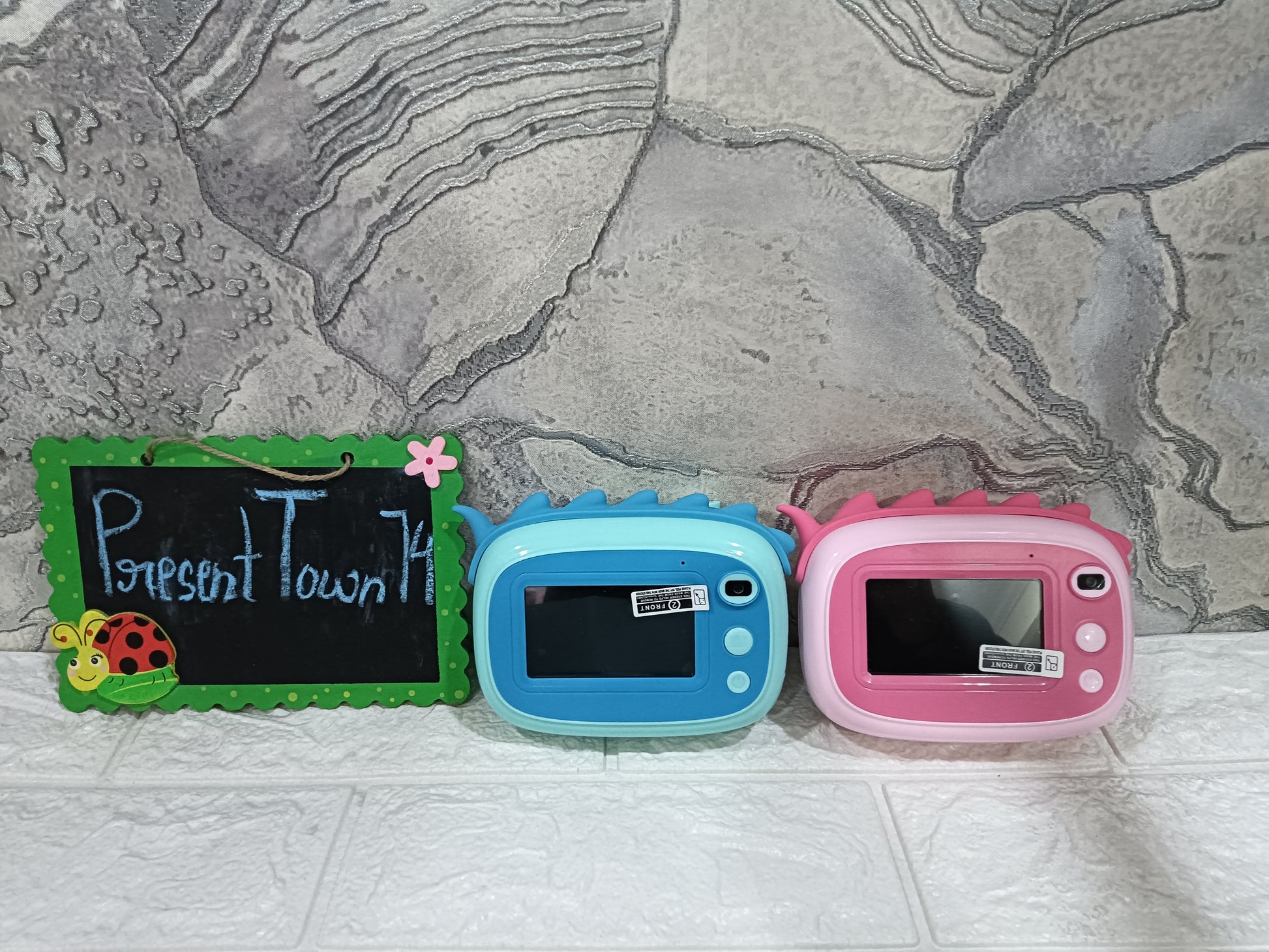 Camera with Touch screen and Instant Print