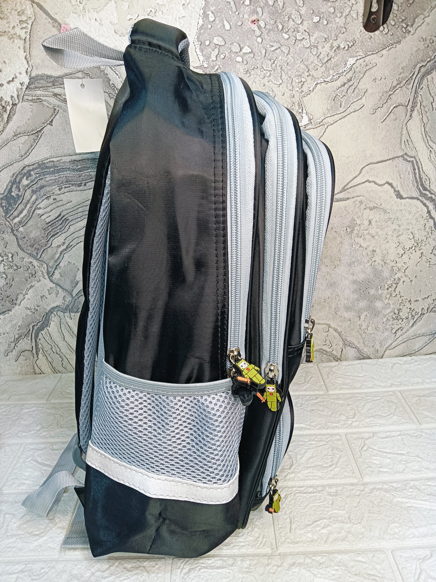 Roblox School Bag 17-Inch