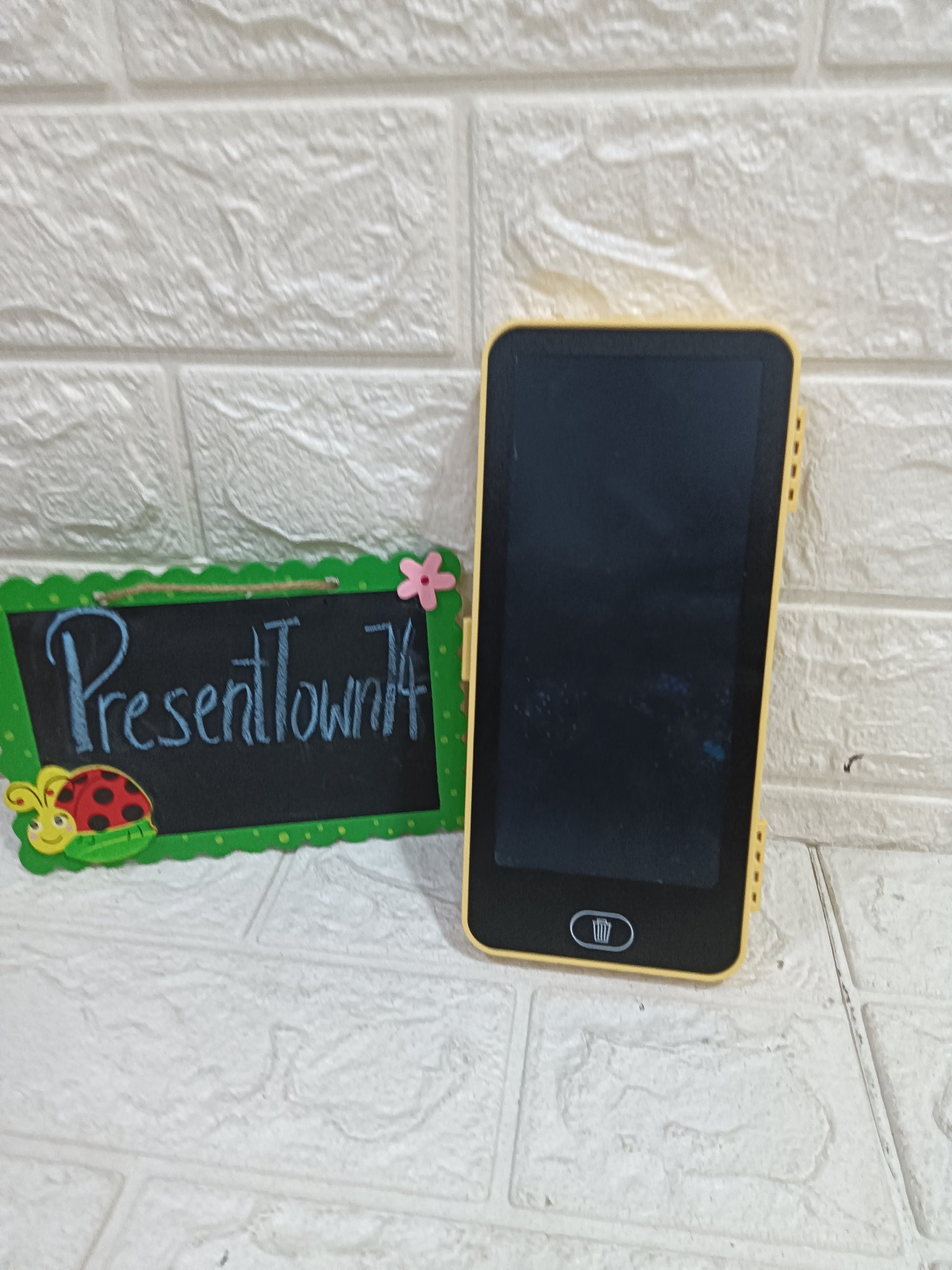 Unique Tab Geometry for Kids