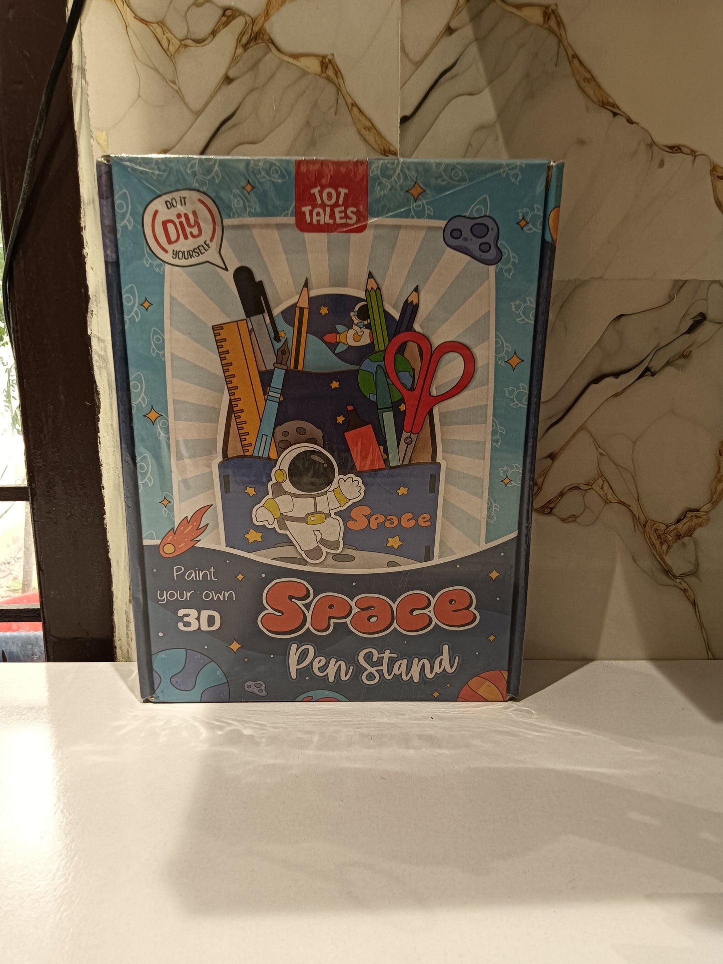 DIY Wooden Pen Stand