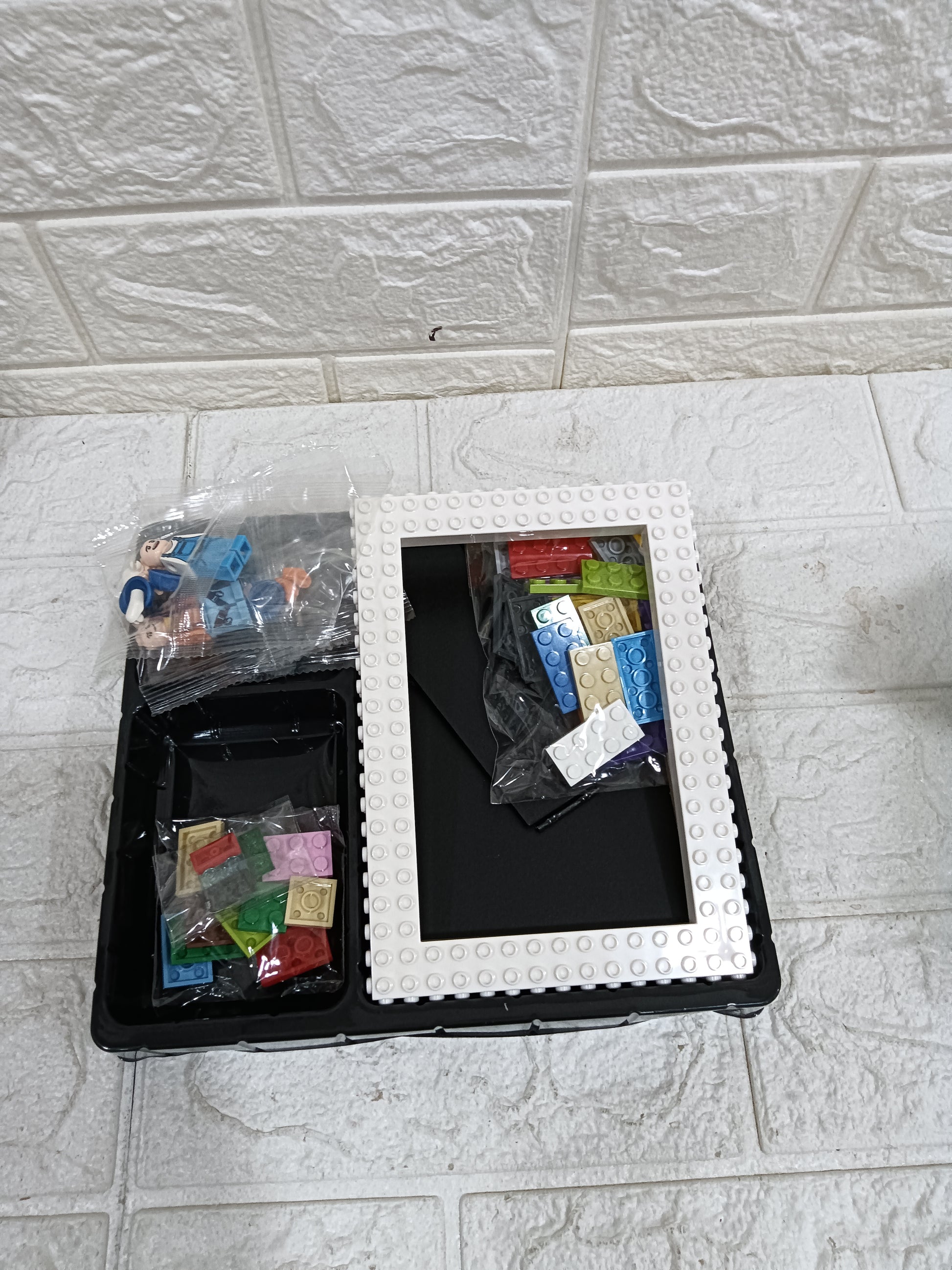 Unique & Fun Lego Photoframe