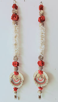 Hanging Pair