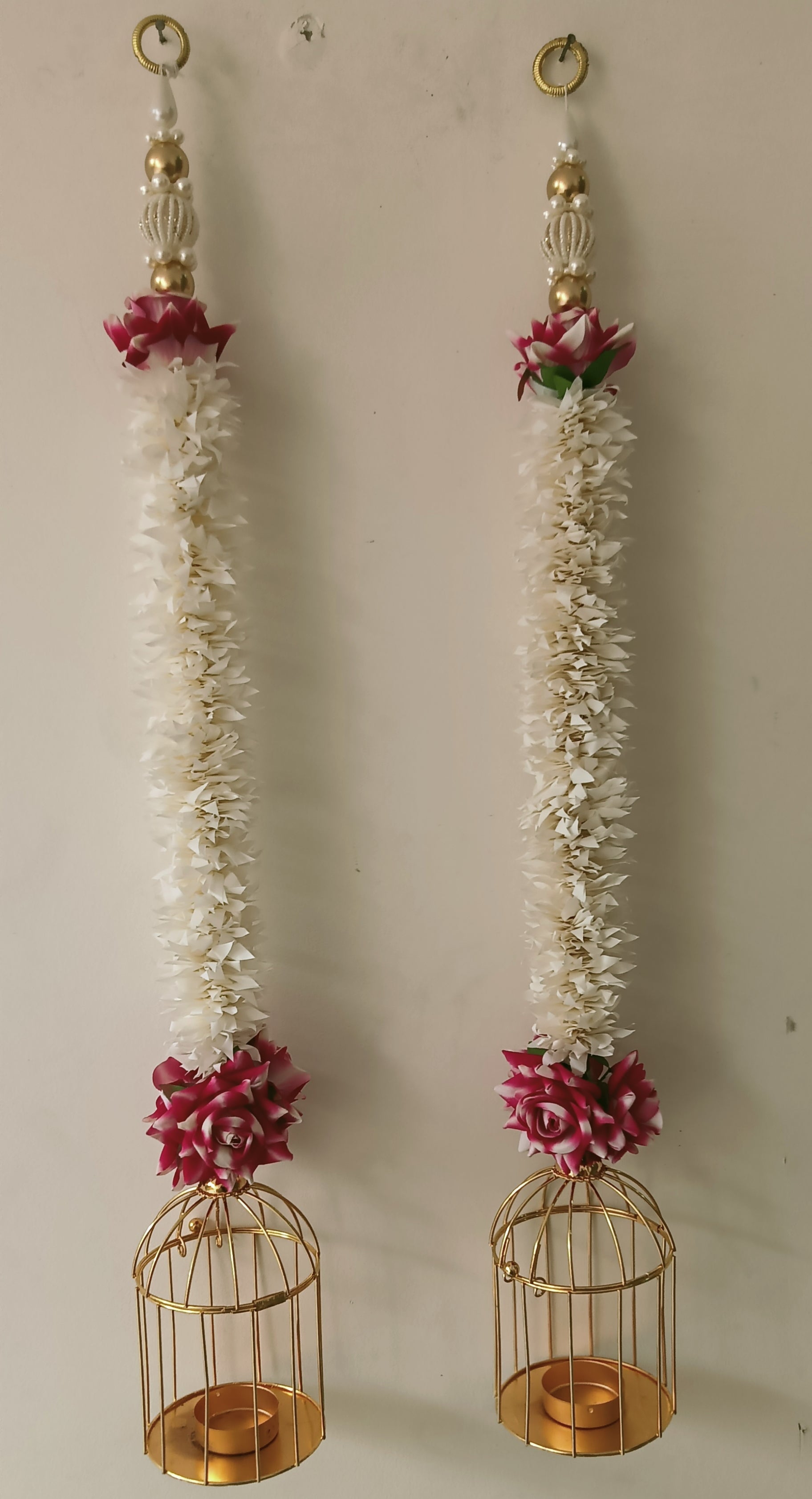 Hanging Pair