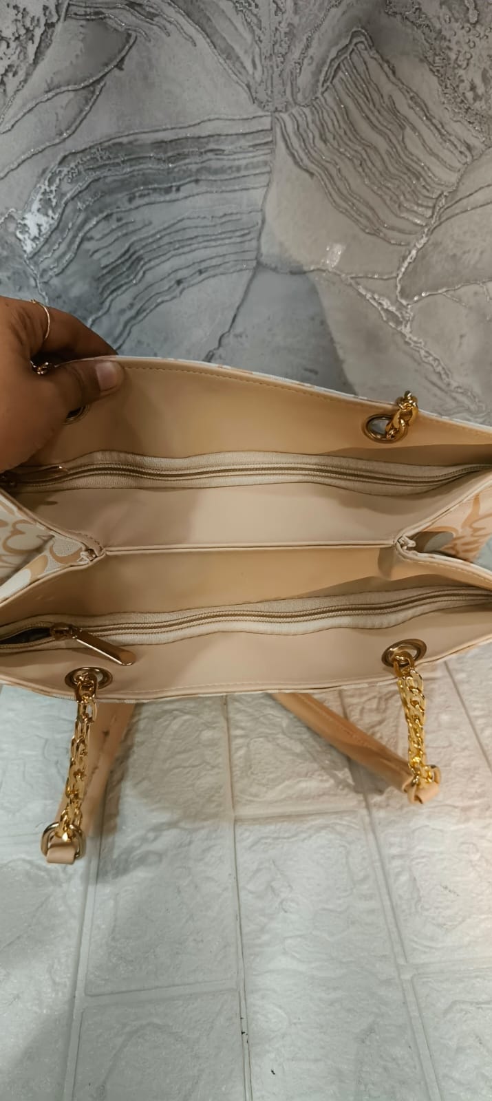 Handbag