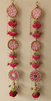 Hanging Pair