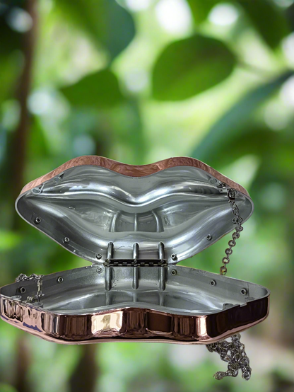 Women Lips Clutch With Chain Strap