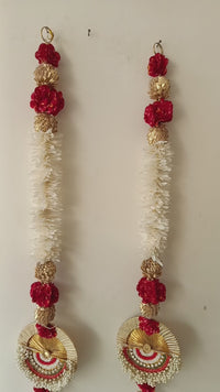Hanging Pair