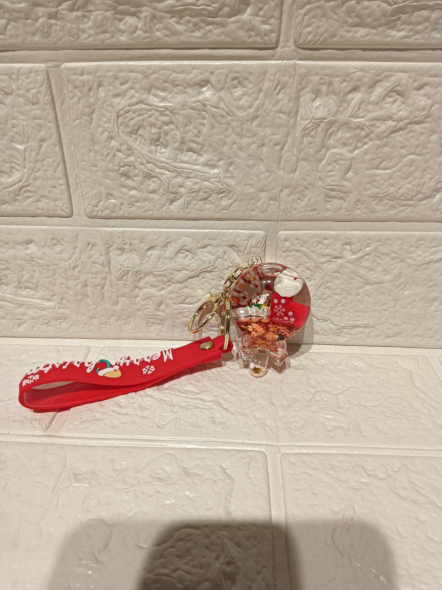 Christmas Theme Water Keychain